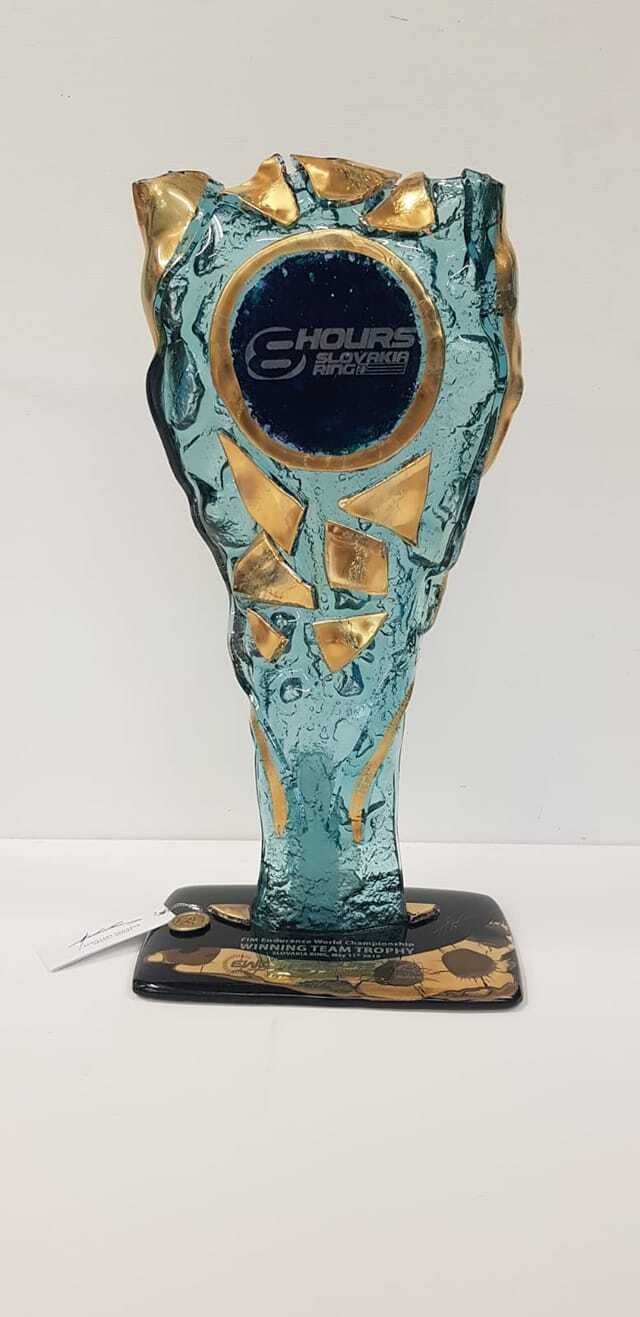 Ocenenie 8HOUR Slovakia ring