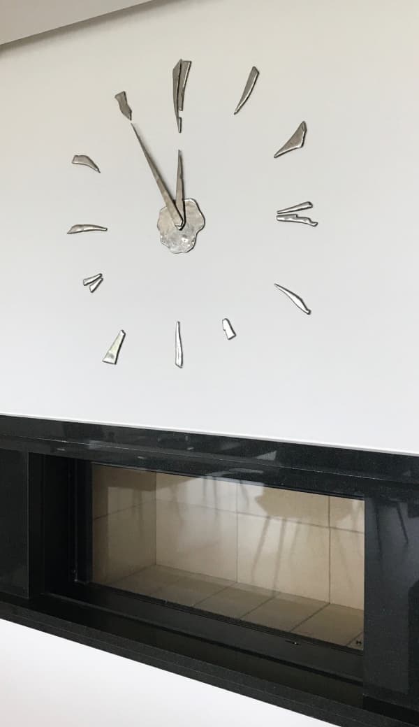 Wall clock